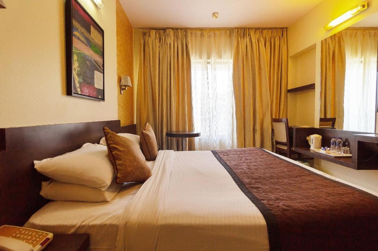 Hotel Silver Inn Bombay Esterno foto