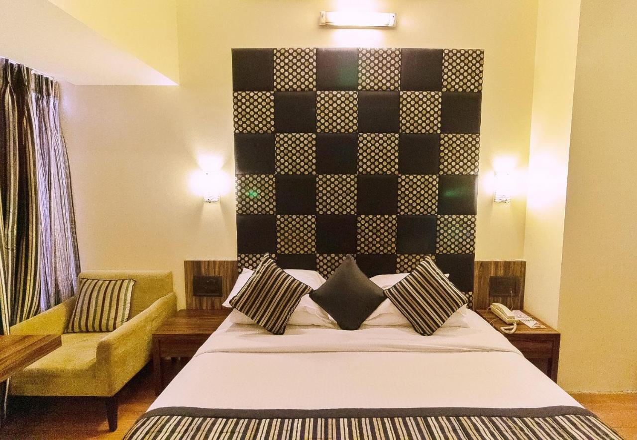 Hotel Silver Inn Bombay Esterno foto