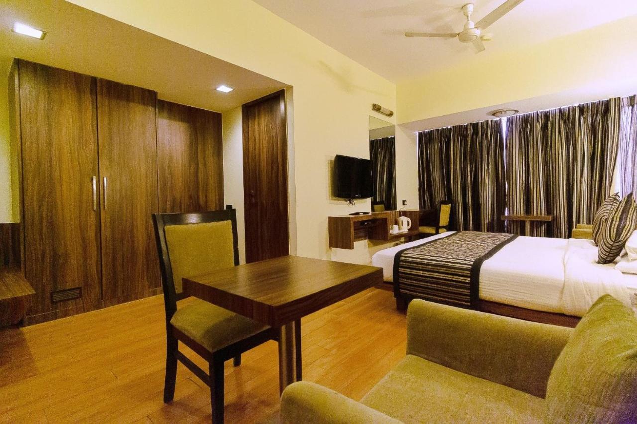 Hotel Silver Inn Bombay Esterno foto
